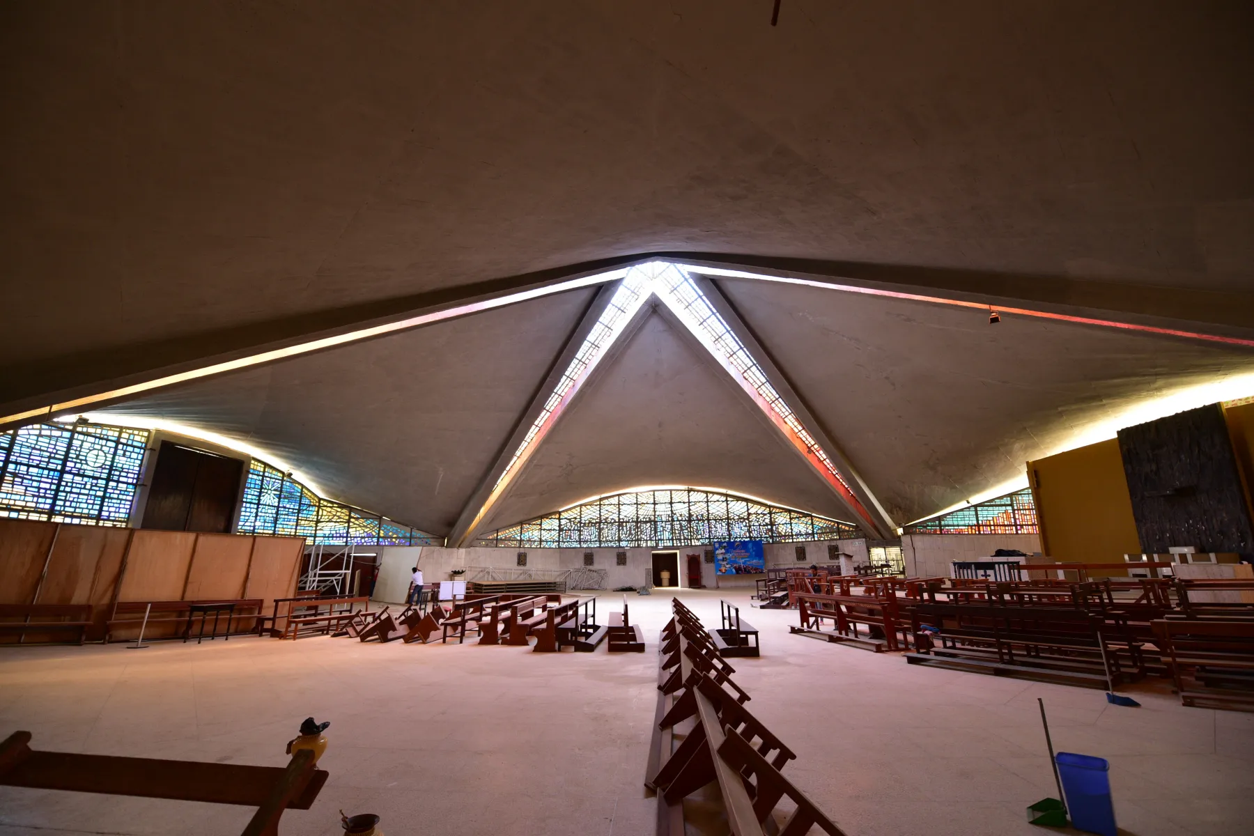 Interior de la Basílica de Nuestra Señora de las Mercedes, Paita — RESTAURO SAC